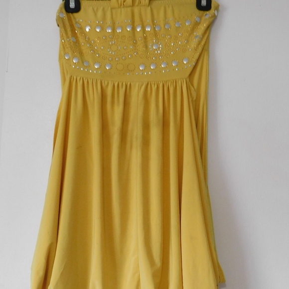 2/$10.00 Yellow tube top - Picture 1 of 2